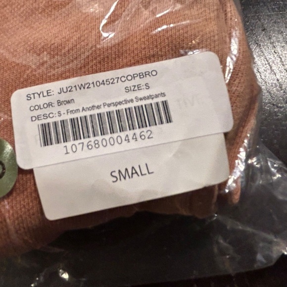 Boys Lie From Another Perspective Sweatpants Size S - Picture 6 of 9